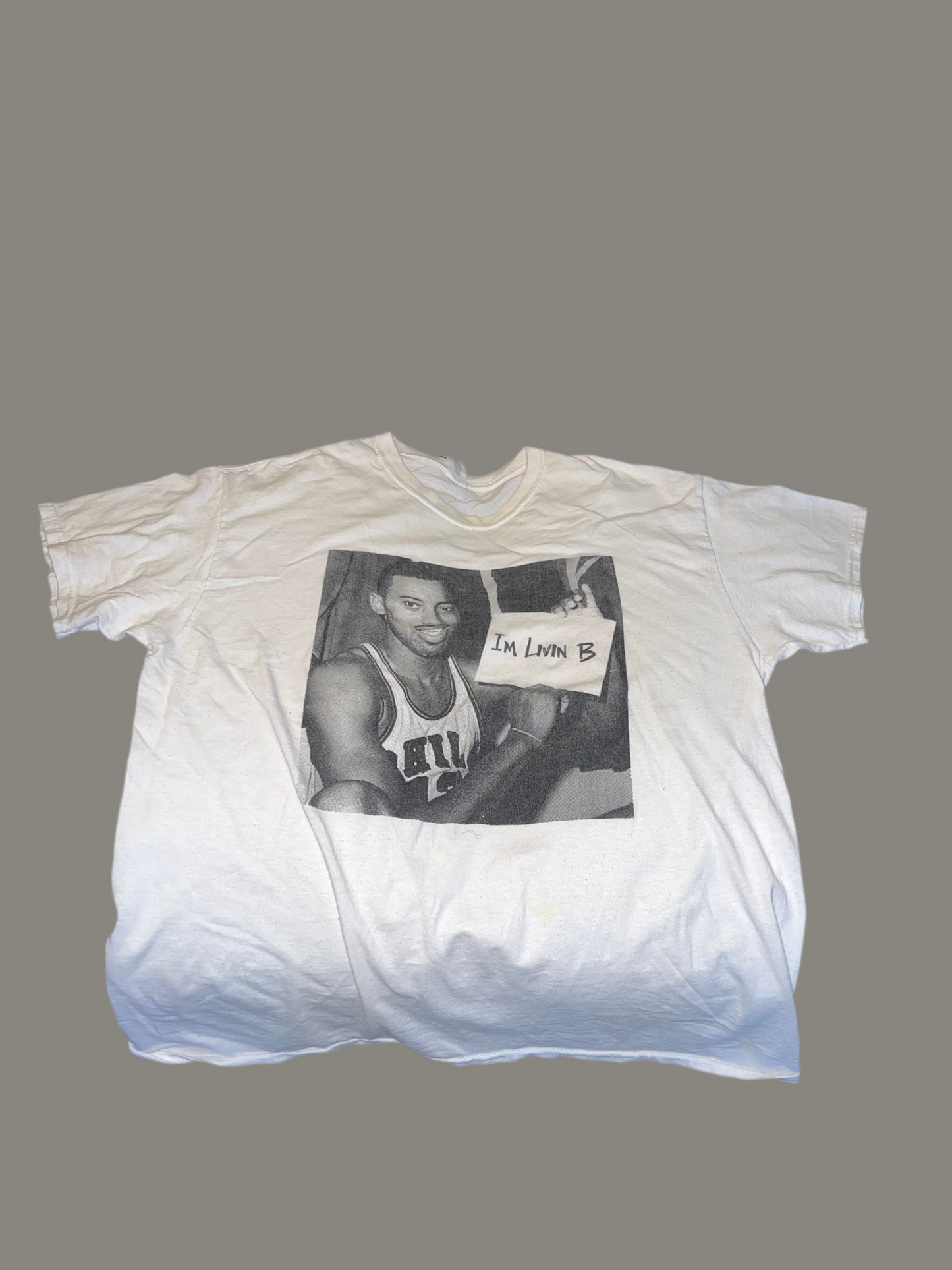 IM LIVIN B T-SHIRT SIZE L