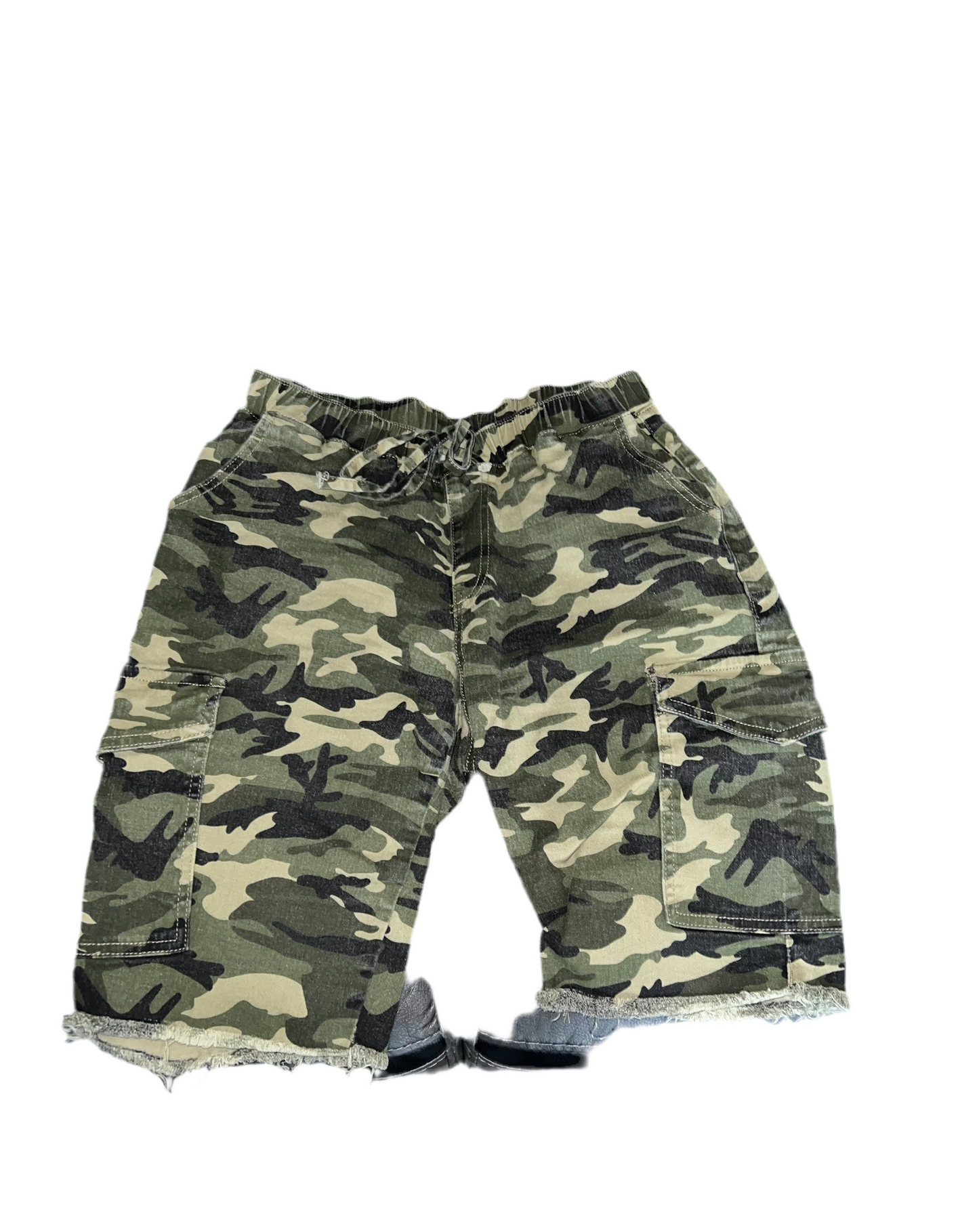 WOMEN FATIGUE BERMUDA SHORTS SIZE M