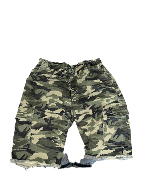 WOMEN FATIGUE BERMUDA SHORTS SIZE M