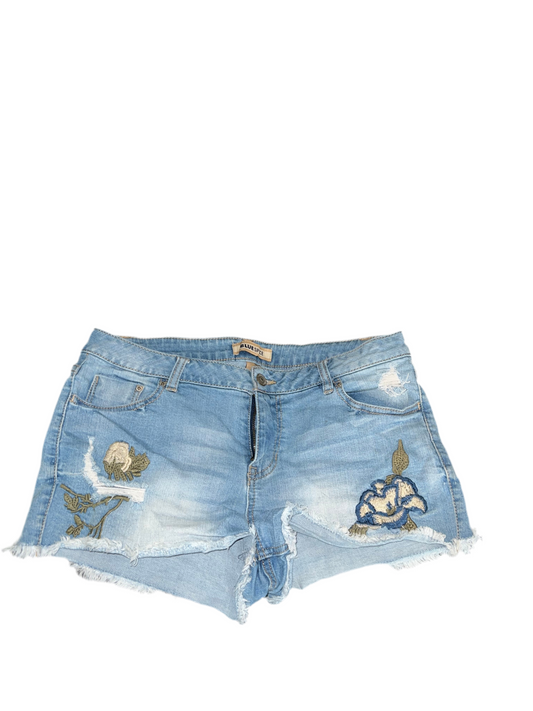 WOMEN DENIM SHORTS SIZE 11