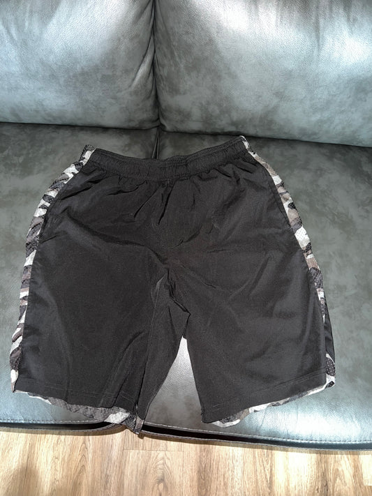 SHORTS MEN SIZE M