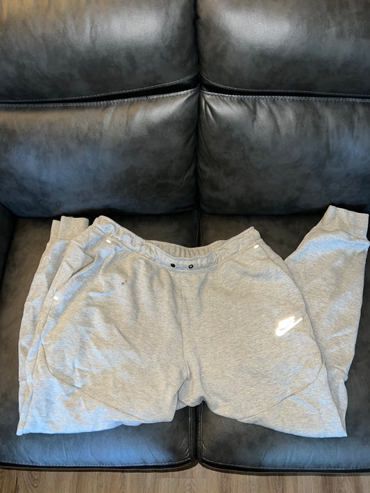 NIKE TECH SWEATPANTS MEN SIZE XL