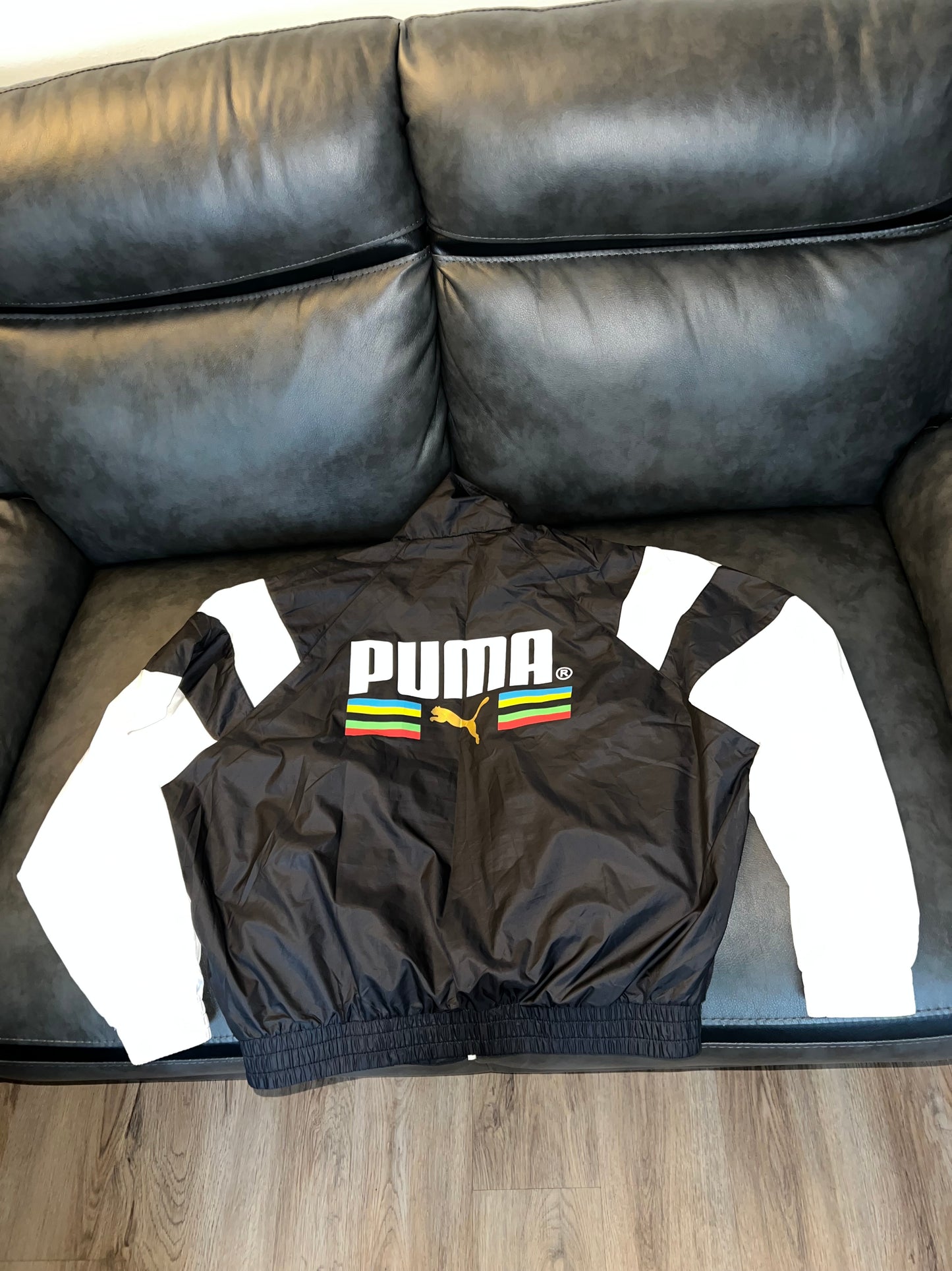 WOMEN PUMA NYLON ZIP UP JACKET SIZE S