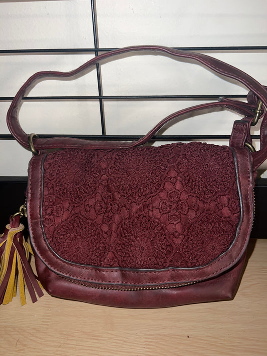 BURGUNDY CROSSBODY PURSE