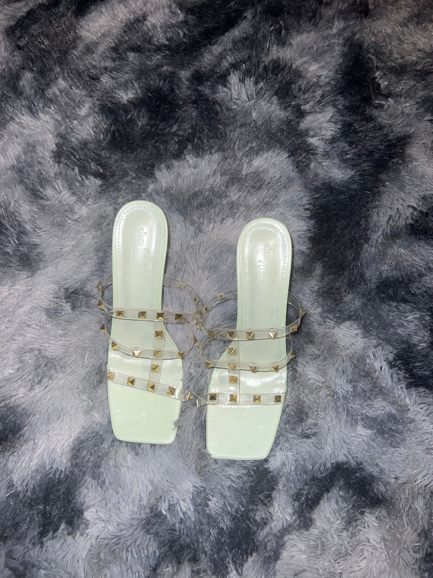 WOMEN CLEAR GOLD STUDDED SANDAL SIZE 10