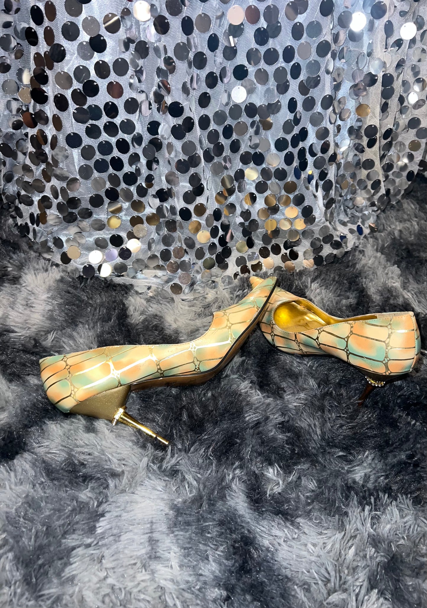 WOMEN FASHION PUMPS SIZE 9