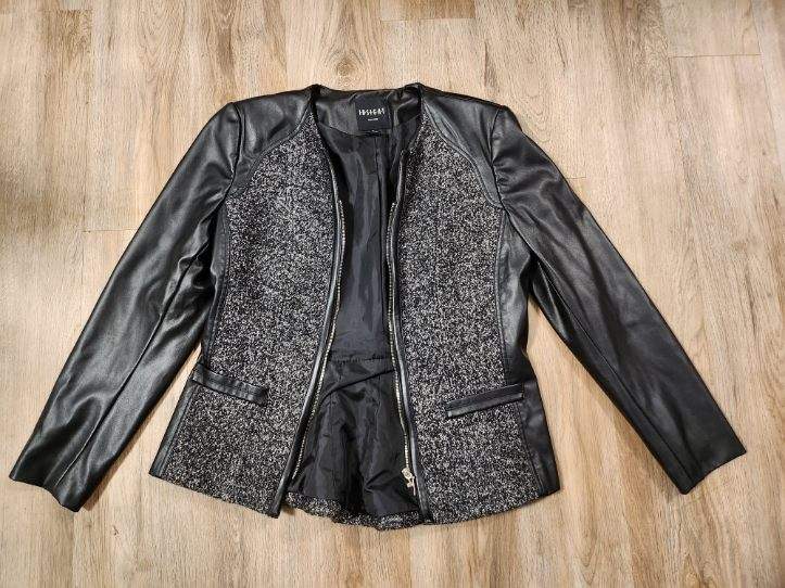 WOMEN JACKET SIZE 8